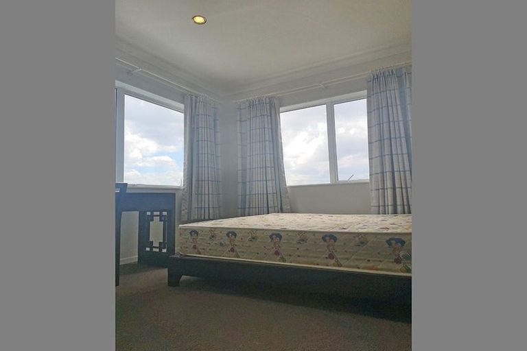 Photo of property in 6 Whaley Greens, Silverdale, 0932