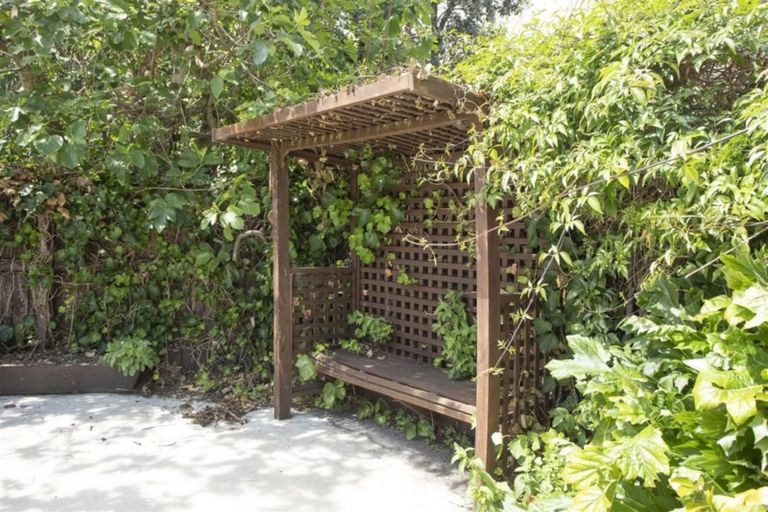 Photo of property in 30 Yardley Street, Avonhead, Christchurch, 8042