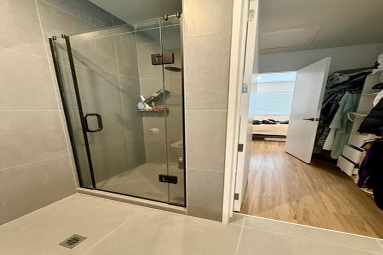 Photo of property in 24 Pilot Drive, Hobsonville, Auckland, 0616