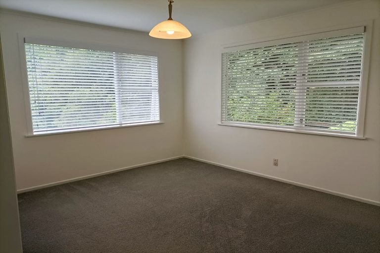 Photo of property in 17a Blue Mountains Road, Silverstream, Upper Hutt, 5019