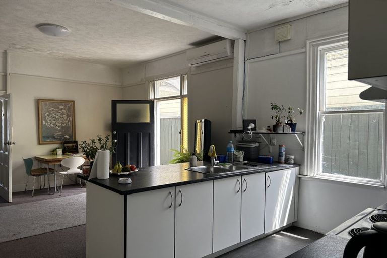 Photo of property in 205 Rintoul Street, Berhampore, Wellington, 6023