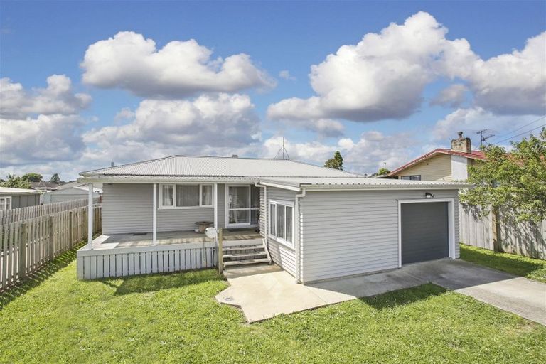 Photo of property in 11 Edinburgh Street, Tuakau, 2121