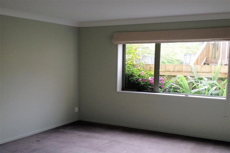 Photo of property in 24 Erlestoke Crescent, Churton Park, Wellington, 6037