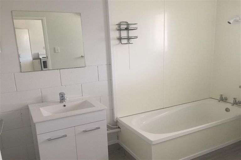 Photo of property in 2/102 Rawhiti Avenue, Matamata, 3400