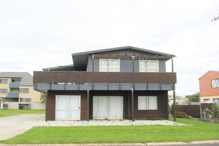 Photo of property in 4 Surf Street, Whitianga, 3510