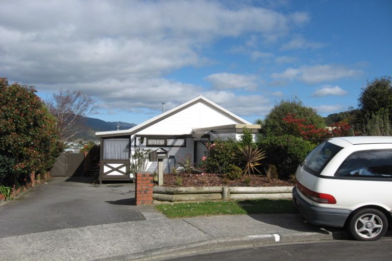 Photo of property in 13 Naseby Grove, Wainuiomata, Lower Hutt, 5014
