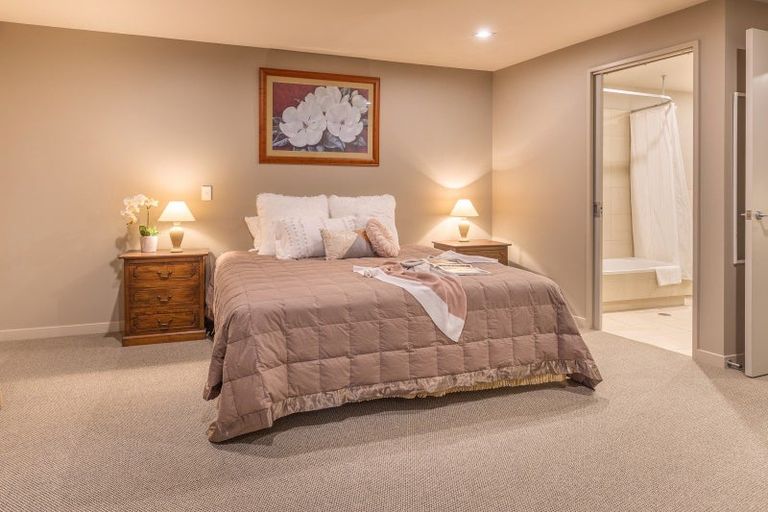 Photo of property in Waterfront Apartments, 2/309 Wakefield Quay, Stepneyville, Nelson, 7010