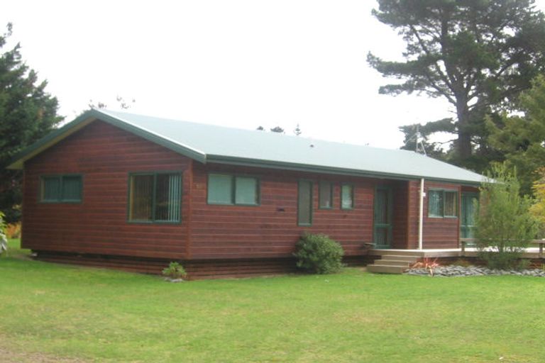 Photo of property in 214 Matarangi Drive, Matarangi, Whitianga, 3592