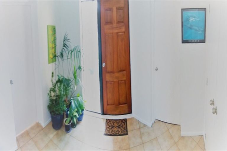 Photo of property in 8 Ruapehu Drive, Fitzherbert, Palmerston North, 4410