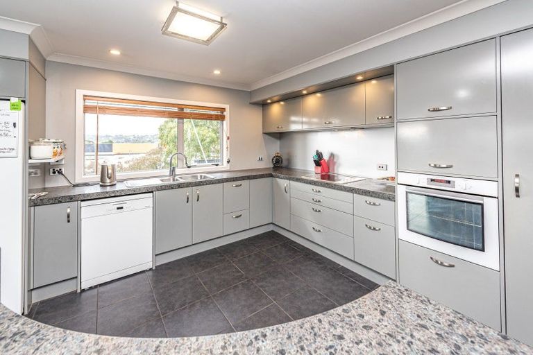 Photo of property in 37 Mason Terrace, Gonville, Whanganui, 4501