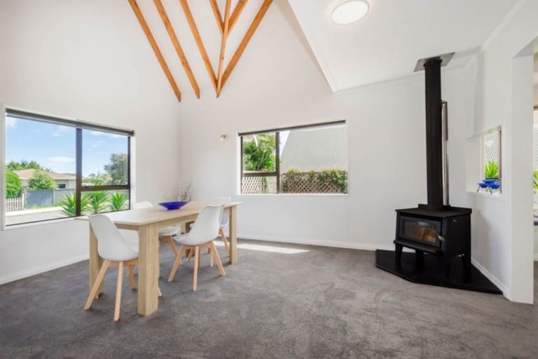 Photo of property in 69 Mazengarb Road, Paraparaumu Beach, Paraparaumu, 5032
