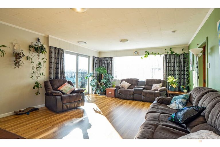 Photo of property in 12 Grasmere Street, Waimataitai, Timaru, 7910