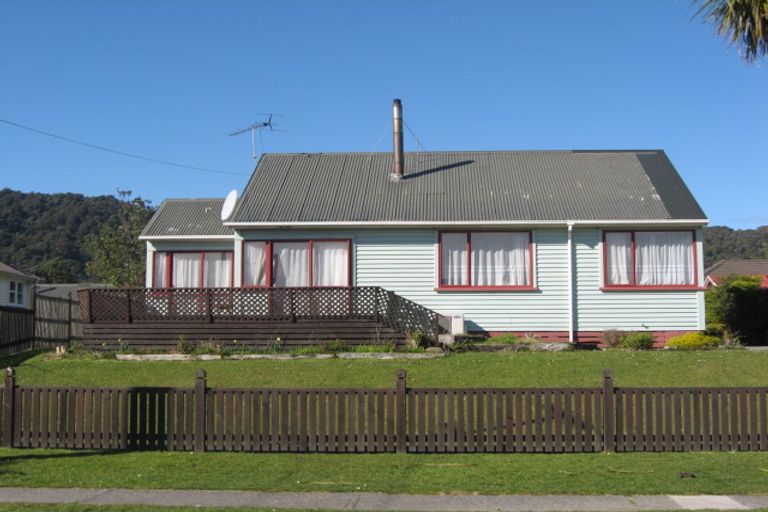 Photo of property in 61 Fitzgerald Street, Cobden, Greymouth, 7802