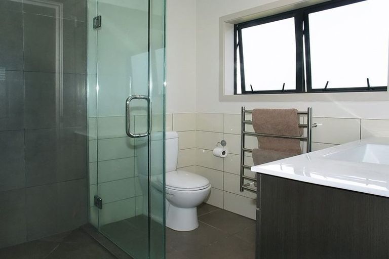 Photo of property in 77 Aotea Drive, Aotea, Porirua, 5024