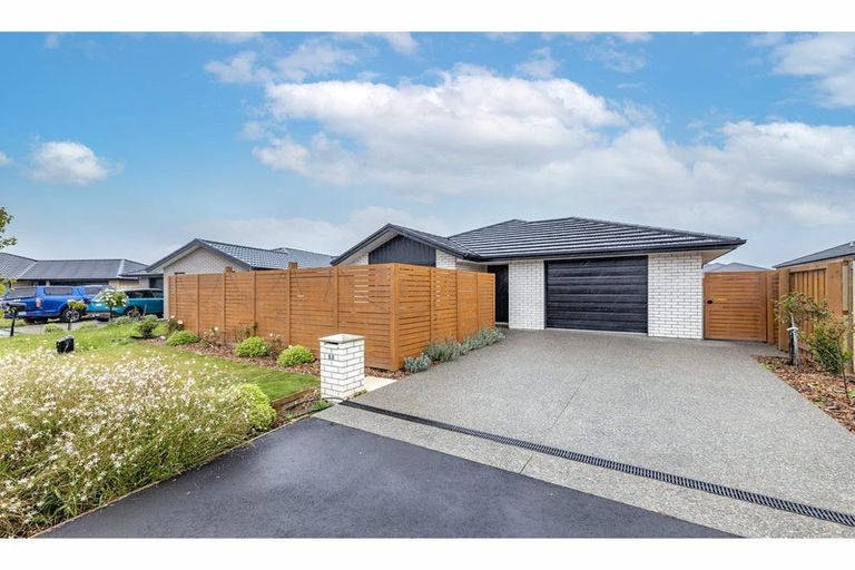 Photo of property in 52 Wigmore Crescent, Rolleston, 7615