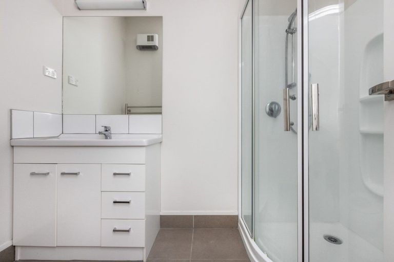 Photo of property in 114 Avondale Road, Taradale, Napier, 4112