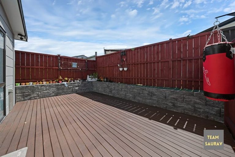 Photo of property in 42 Kahui Parade, Karaka, Papakura, 2113