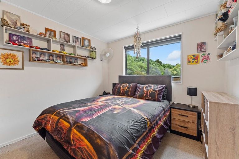 Photo of property in 37 Hookway Grove, Paraparaumu, 5032