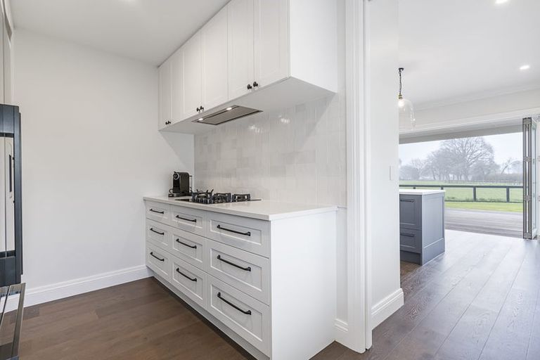 Photo of property in 4 Sunline Drive, Leamington, Cambridge, 3432