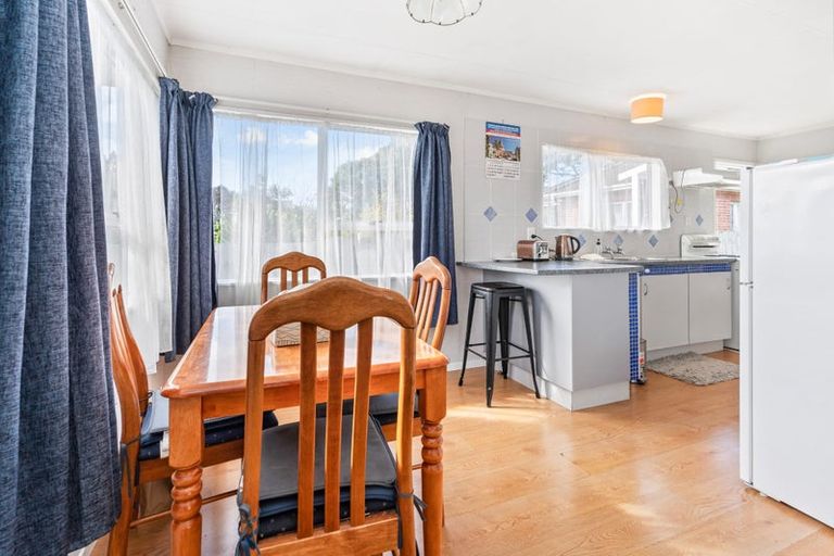 Photo of property in 2/36 Powhiri Avenue, Kensington, Whangarei, 0112