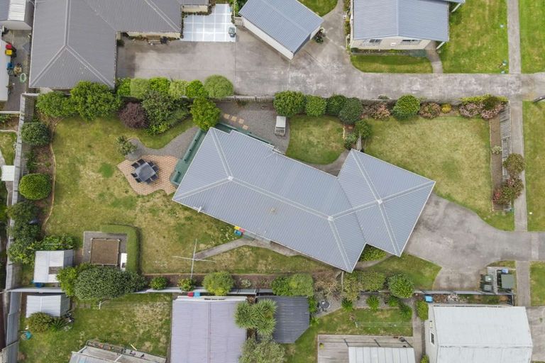 Photo of property in 1 Albert Street, Hawera, 4610