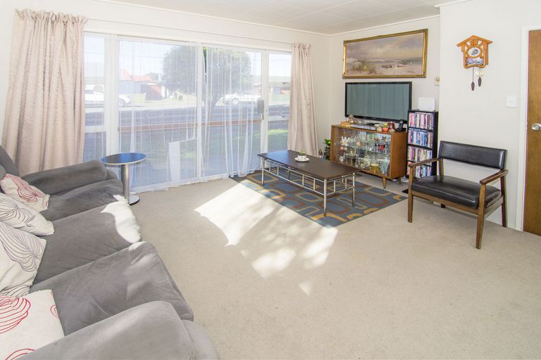 Photo of property in 2 Coradine Street, Masterton, 5810