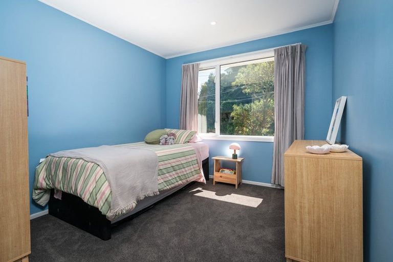 Photo of property in 11 Vancouver Street, Kingston, Wellington, 6021