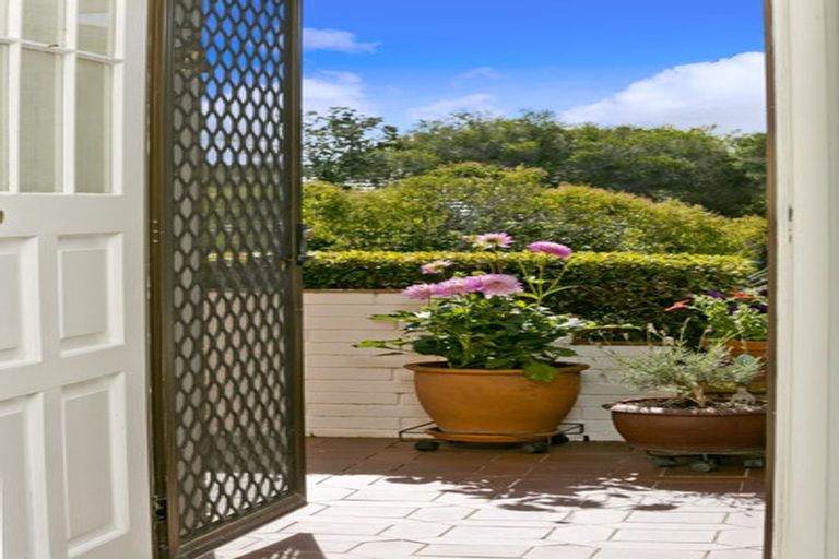 Photo of property in 2/43 Northumberland Avenue, Belmont, Auckland, 0622