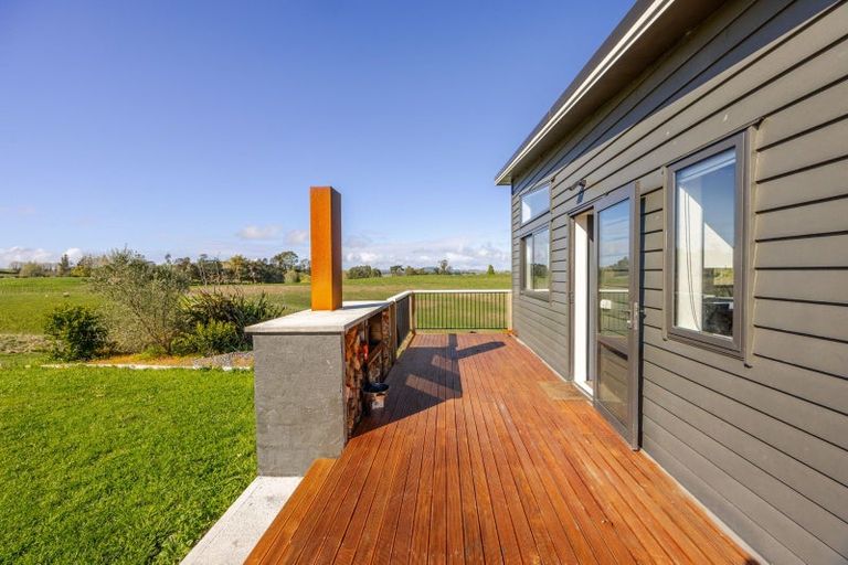 Photo of property in 39 Great North Road, Waipawa, 4210
