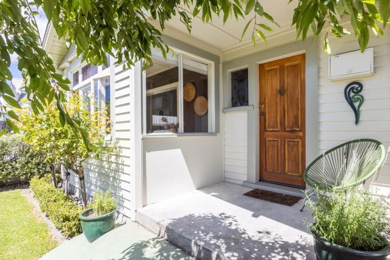 Photo of property in 142 Nelson Crescent, Napier South, Napier, 4110