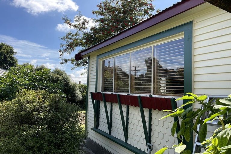 Photo of property in 3 Naylor Street, Waimate, 7924