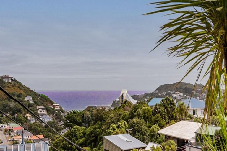 Photo of property in 39 Hudson Street, Island Bay, Wellington, 6023