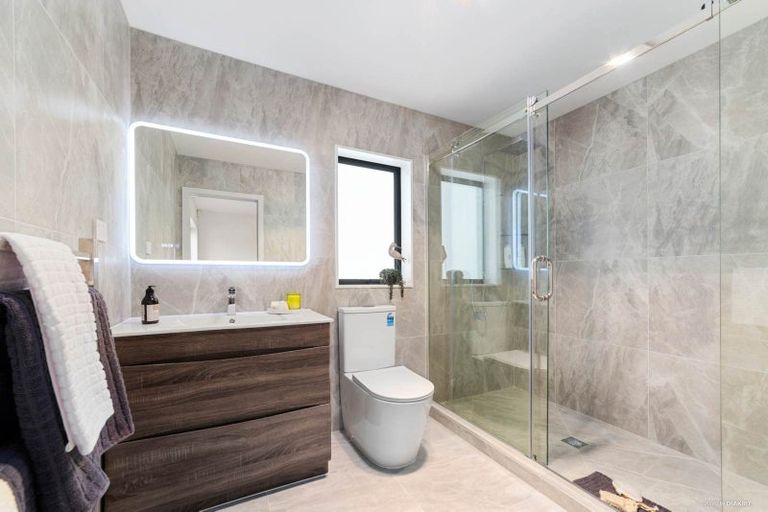 Photo of property in 66b Chartwell Avenue, Glenfield, Auckland, 0629