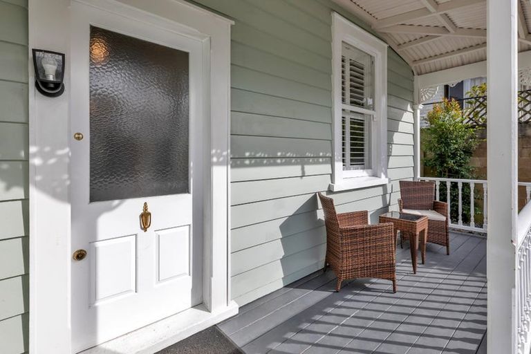 Photo of property in 2 Drummond Street, Regent, Whangarei, 0112