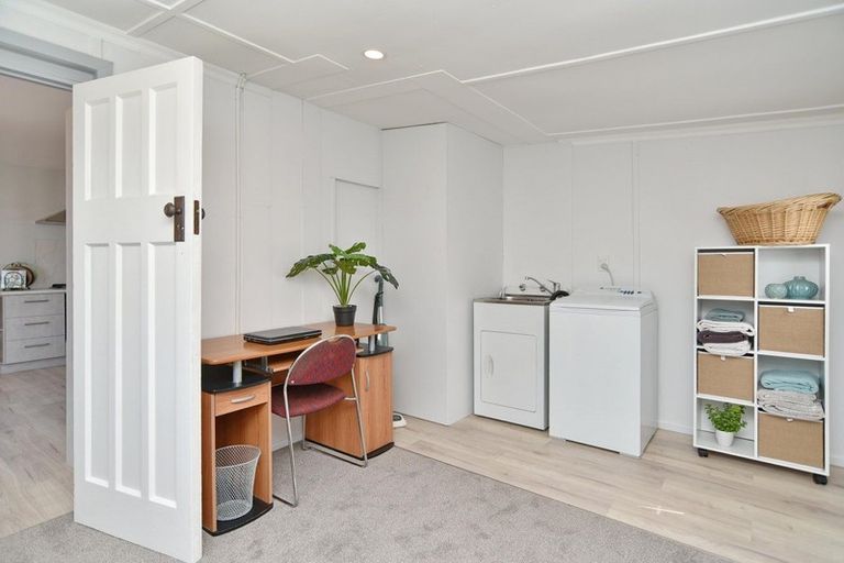 Photo of property in 18 Lionel Street, Avonside, Christchurch, 8061