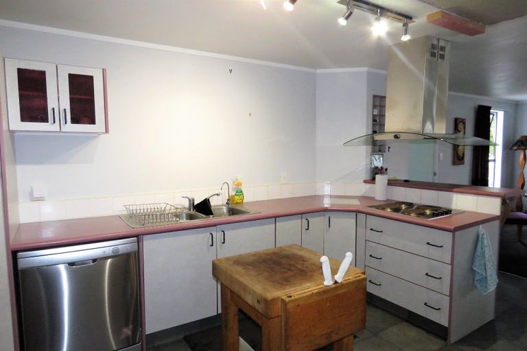 Photo of property in 3 Hawes Street, Waimangaroa, Westport, 7891