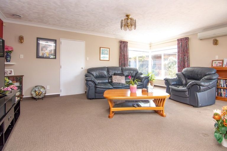 Photo of property in 115 Amberley Avenue, Highbury, Palmerston North, 4412