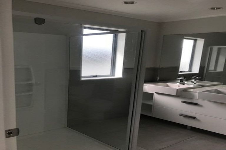 Photo of property in 55 Mackay Drive, Greenhithe, Auckland, 0632