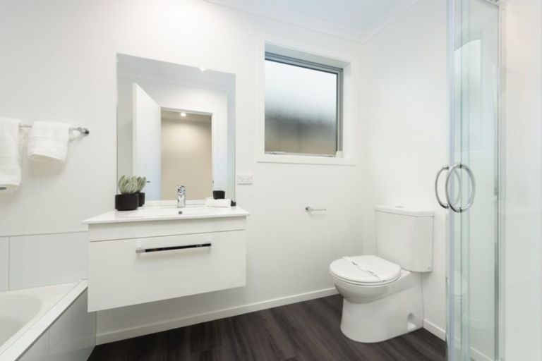 Photo of property in 17 Foley Grove, Pyes Pa, Tauranga, 3110