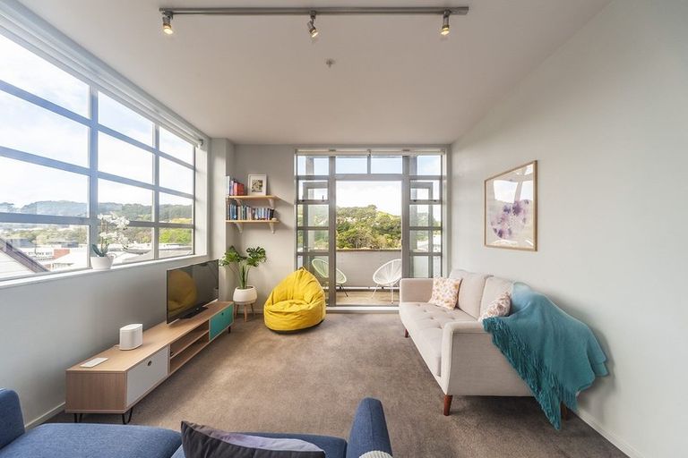 Photo of property in Vespa Apartments, 303/20 Hanson Street, Mount Cook, Wellington, 6021