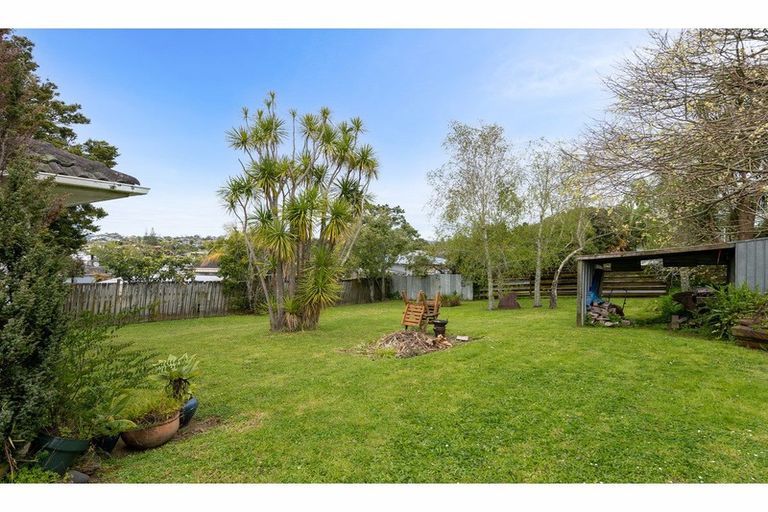 Photo of property in 55a Tirimoana Road, Te Atatu South, Auckland, 0602