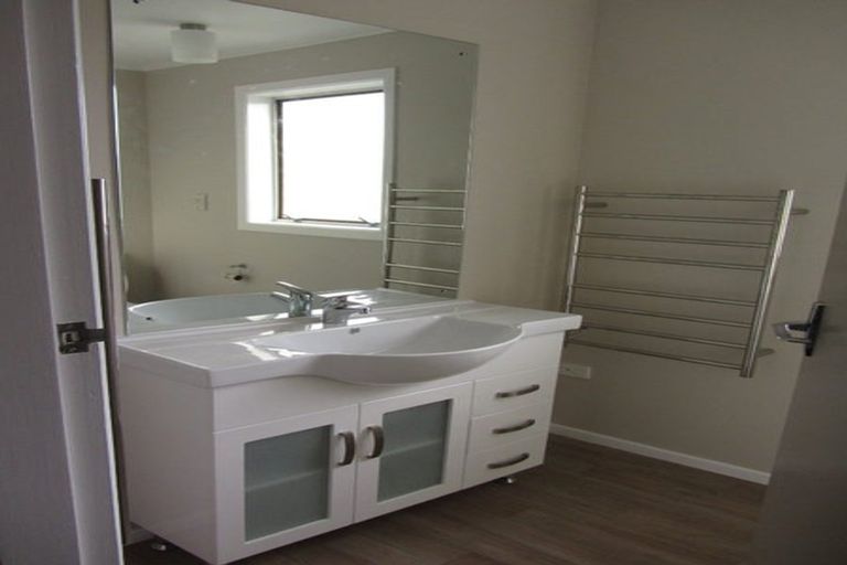 Photo of property in 37 Tui Road, Raumati Beach, Paraparaumu, 5032