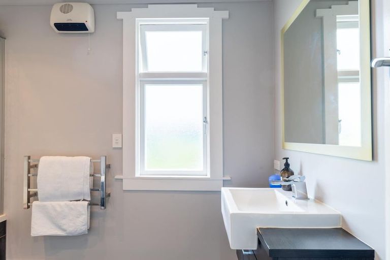 Photo of property in 70 Mornington Road, Kenmure, Dunedin, 9011