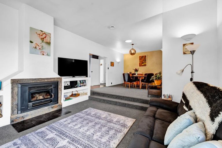 Photo of property in 35 Maire Street, Hawera, 4610