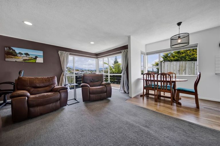 Photo of property in 11 Crownhill Street, Spotswood, New Plymouth, 4310