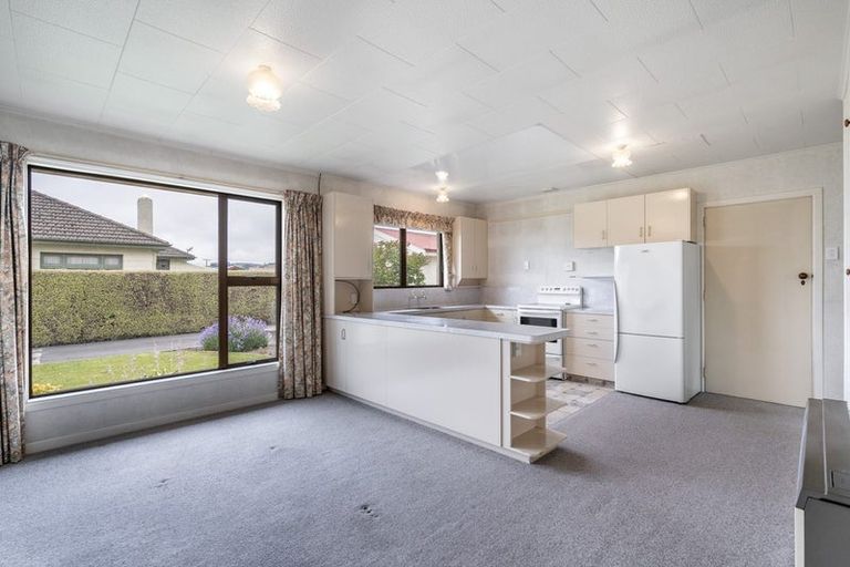 Photo of property in 6 Coutts Road, Gore, 9710