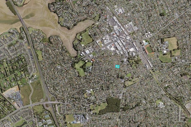 Photo of property in 4/53-55 East Street, Papakura, 2110