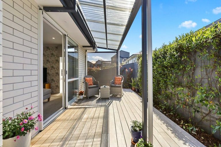 Photo of property in 14 Trevally Place, Snells Beach, 0920