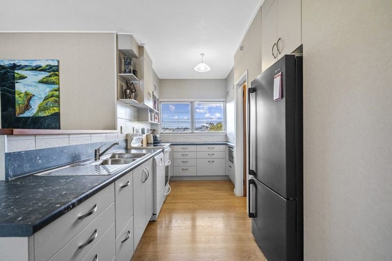 Photo of property in 41 Acacia Crescent, Glenview, Hamilton, 3206