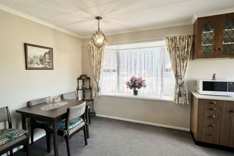 Photo of property in 92 Newcastle Street, Windsor, Invercargill, 9810